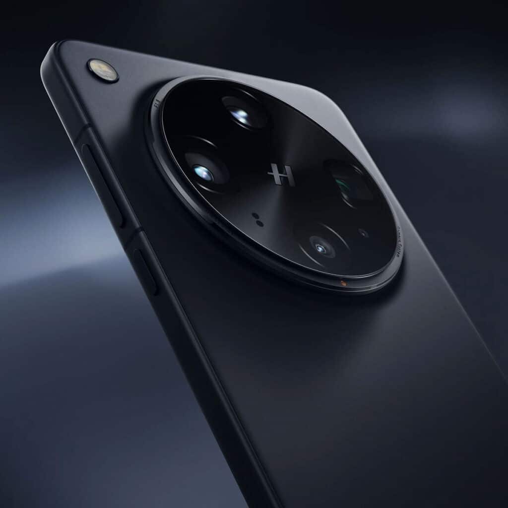 Oppo Find X8 Ultra Takes the Crown as 2025’s Camera Champion